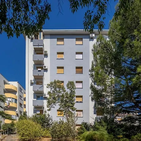 Blue Allure * 里耶卡