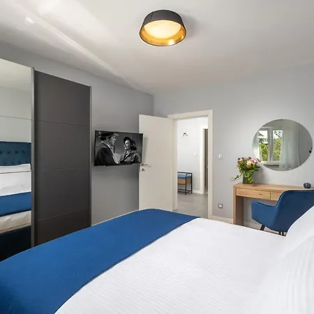 Apartment Blue Allure *